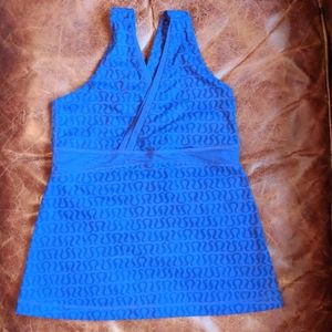 Lululemon halter top with bra support